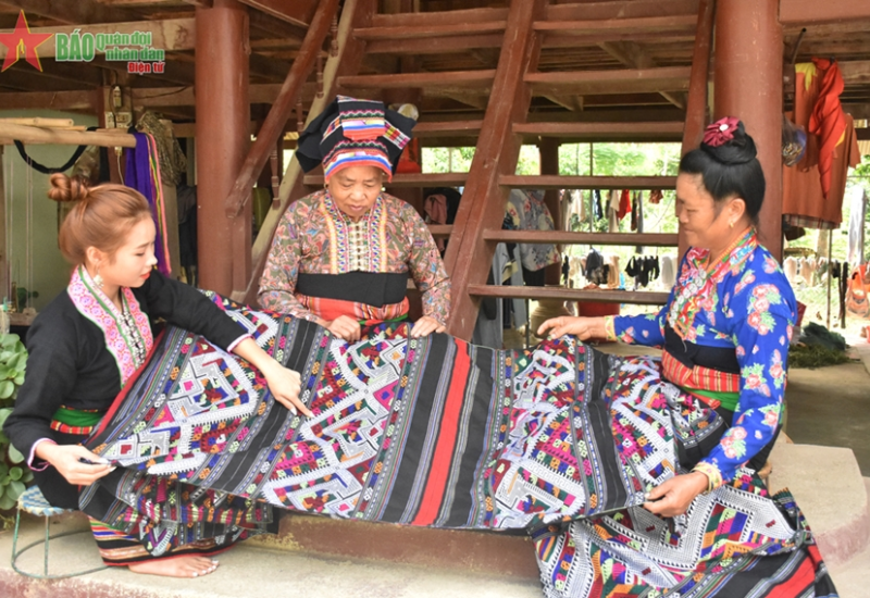 Trải nghiệm khi đến